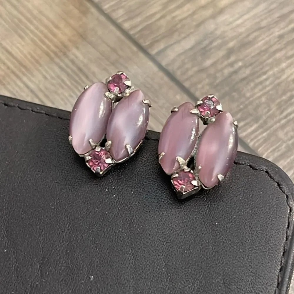 Vintage Clip Earrings Purple Cats Eye & Rhinestones